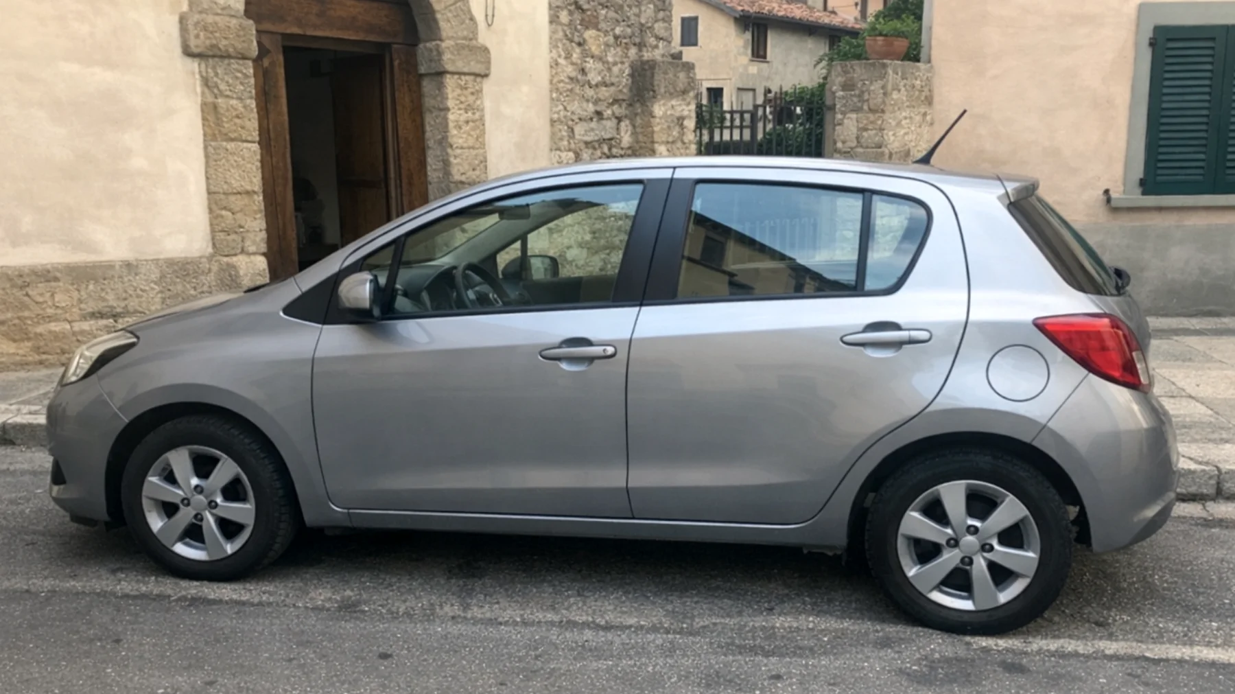 Motorimsg_014XBfRNEHJK16TtMeLJ7TTT"