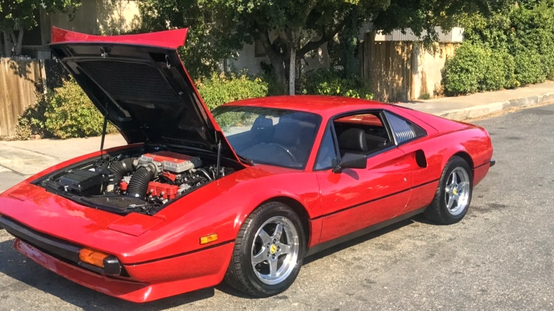 Motorimsg_015YmJCysA3QzTRRtwcWMtZE"