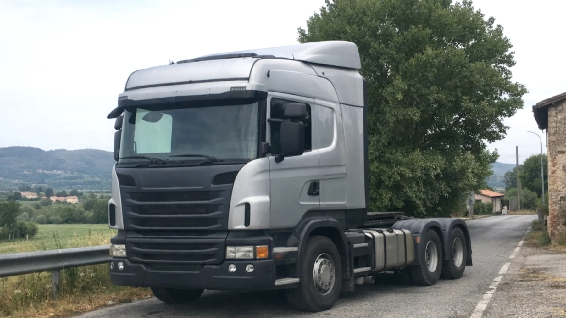 Motorimsg_01CKLcGHjsn8YqGVXvgpygkB"