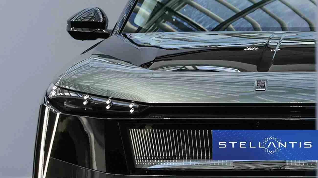 Stellantis e quel SUV prodotto in Italia che punta in alto: com'è fatta dentro? Nasconde dettagli davvero particolari