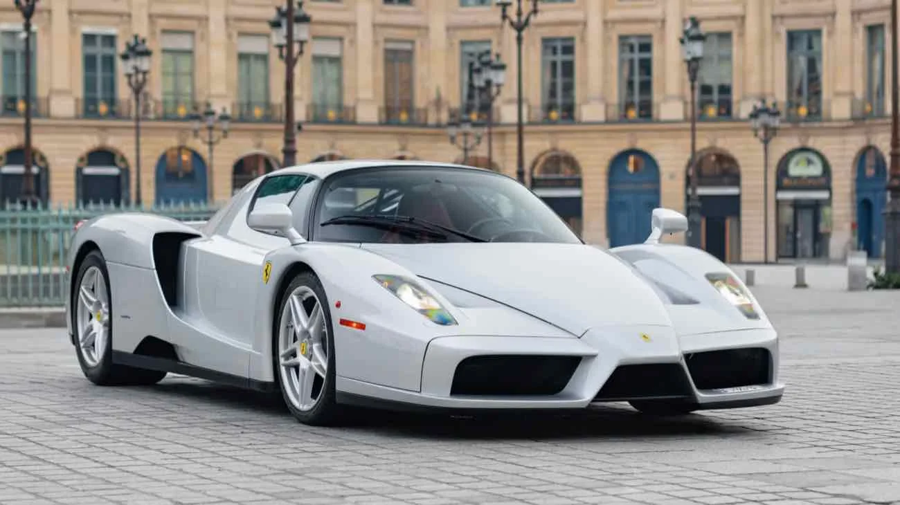 Ferrari Enzo vale 5 milioni